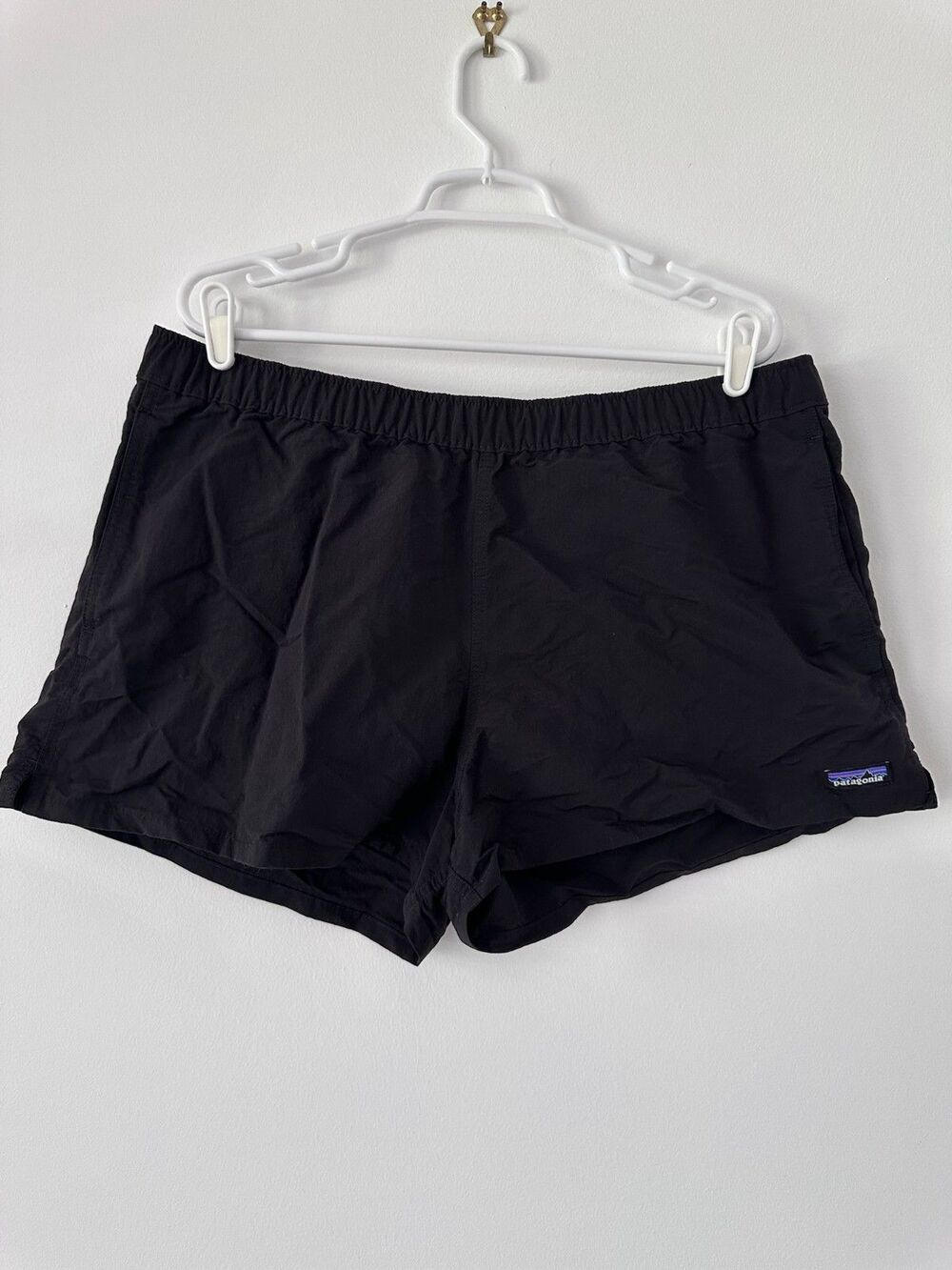 PATAGONIA Barely Baggies Black 2.5” Elastic Waist Shorts Women’s Size XL